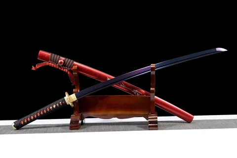 Katana Aokami en acier T10, lame bleutée à hamon et saya laquée rouge