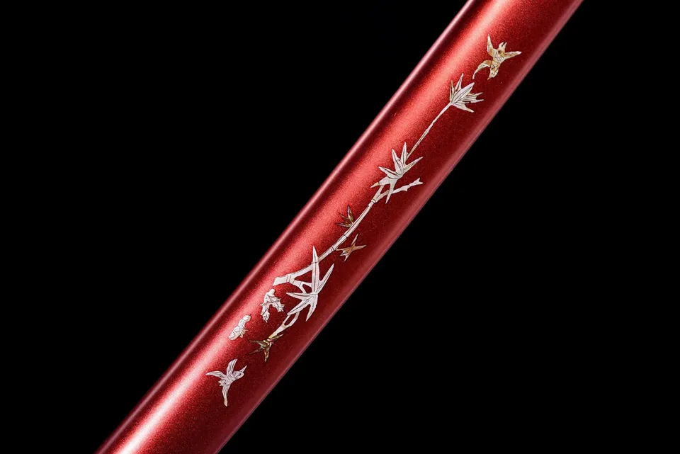 Katana Aokami en acier T10, lame bleutée à hamon et saya laquée rouge, vue 6