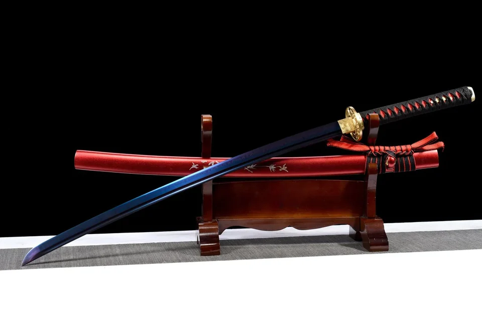 Katana Aokami en acier T10, lame bleutée à hamon et saya laquée rouge, vue 8