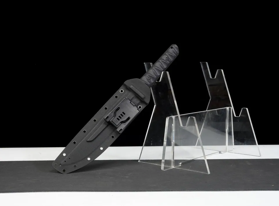 Épée courte tactique Stealth Hawk, lame AUS-8 placage titane, vue 3