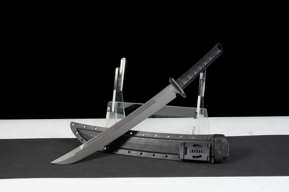 Machette tactique Shadow Fang, lame SK5 de 42 cm, poignée G10, vue 4