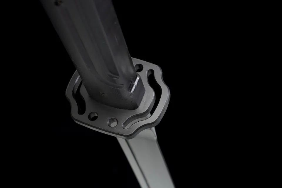 Épée tactique Champion Chopper, lame 9SiCr à revêtement céramique, vue 7