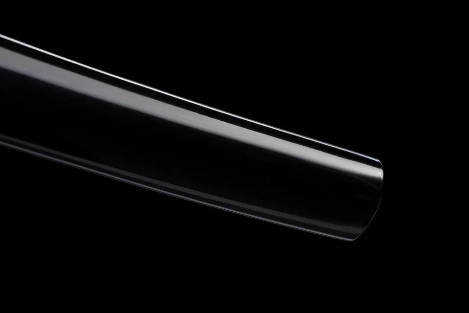 Wakizashi Ginryū en acier de Damas, saya noire à dragon d'argent, vue 5