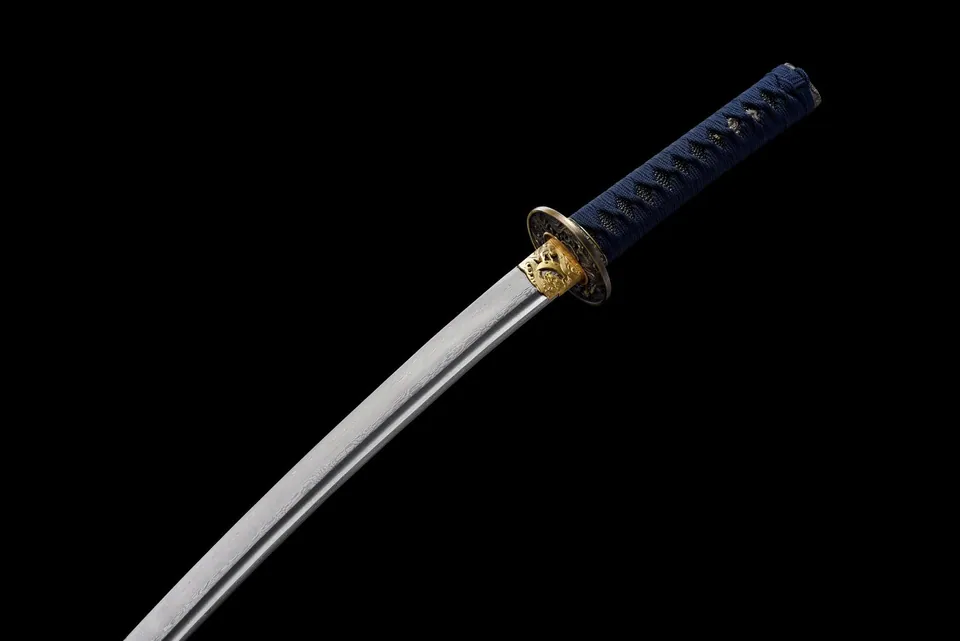 Wakizashi Ginryū en acier de Damas, saya noire à dragon d'argent, vue 6