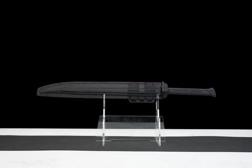 Gladius tactique Nightshade, lame 80CrV2 à revêtement DLC, vue 2