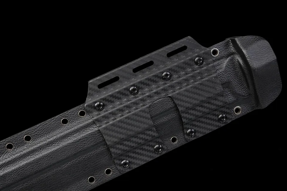 Gladius tactique Nightshade, lame 80CrV2 à revêtement DLC, vue 7