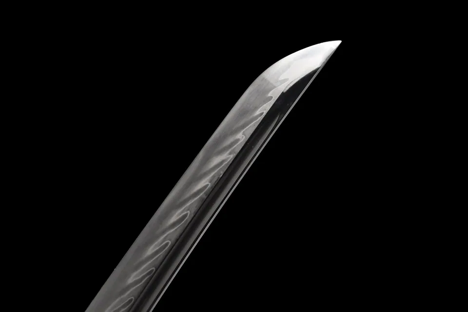 Wakizashi Kage en acier T10, saya laquée noir profond, lame de 52 cm, vue 2