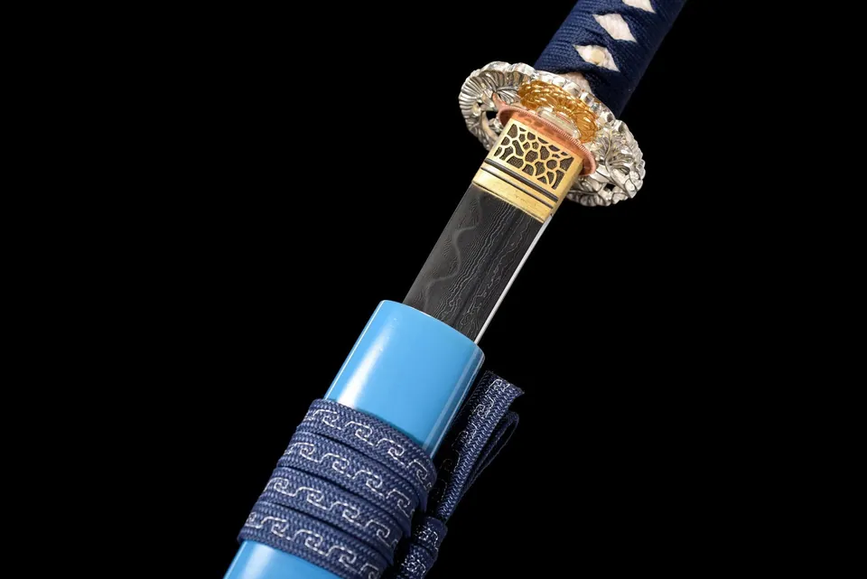 Katana Ame Hana en acier de Damas à hamon, saya noire, fleurs bleues, vue 7