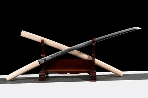 Katana Arashi-kage en acier damas, hamon et poli miroir