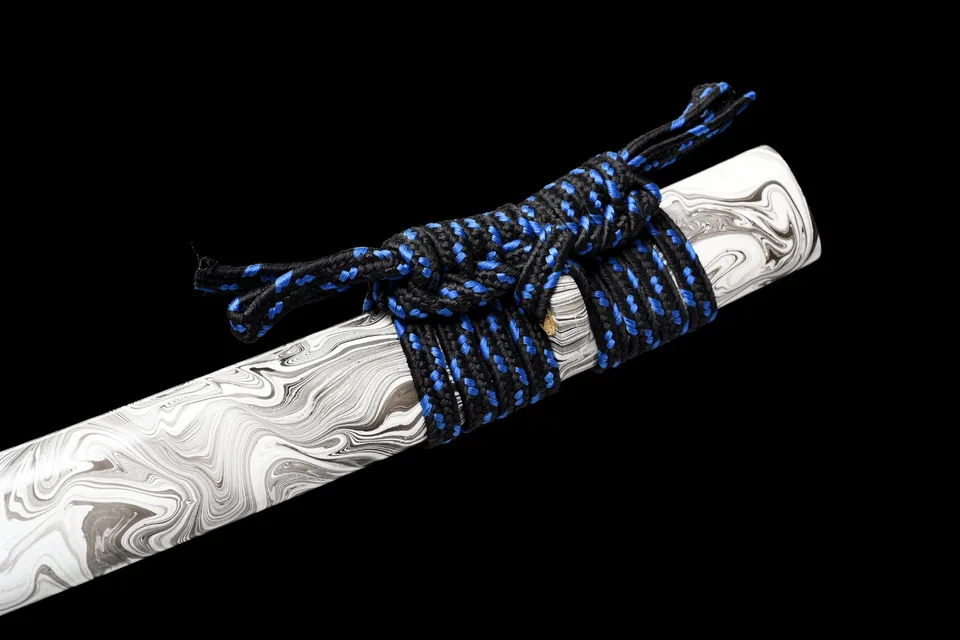 Katana Dairiseki en acier au manganèse, lame rouge, saya en bois, vue 6