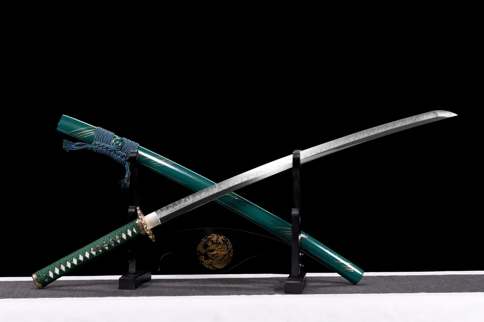 Katana Emerarudo en acier T10, hamon en motif de griffe, vue 2