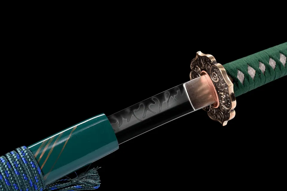 Katana Emerarudo en acier T10, hamon en motif de griffe, vue 4