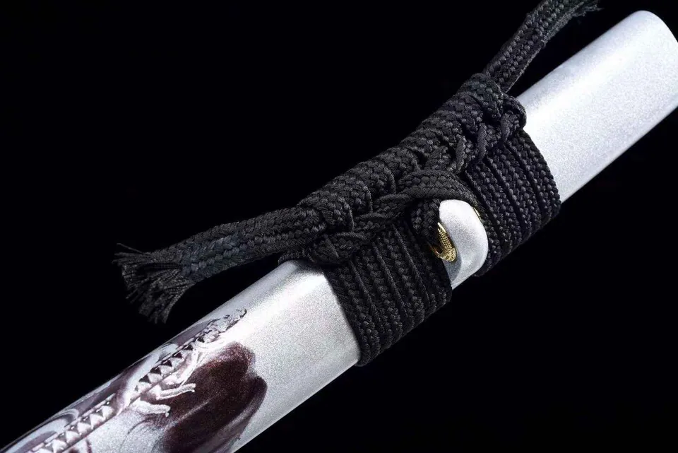 Katana Geiko en acier T10 avec bo-hi, tsuka en bois laqué, vue 6