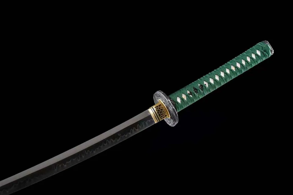Katana Geisha en acier T10 avec hamon, saya en bois peint, vue 3