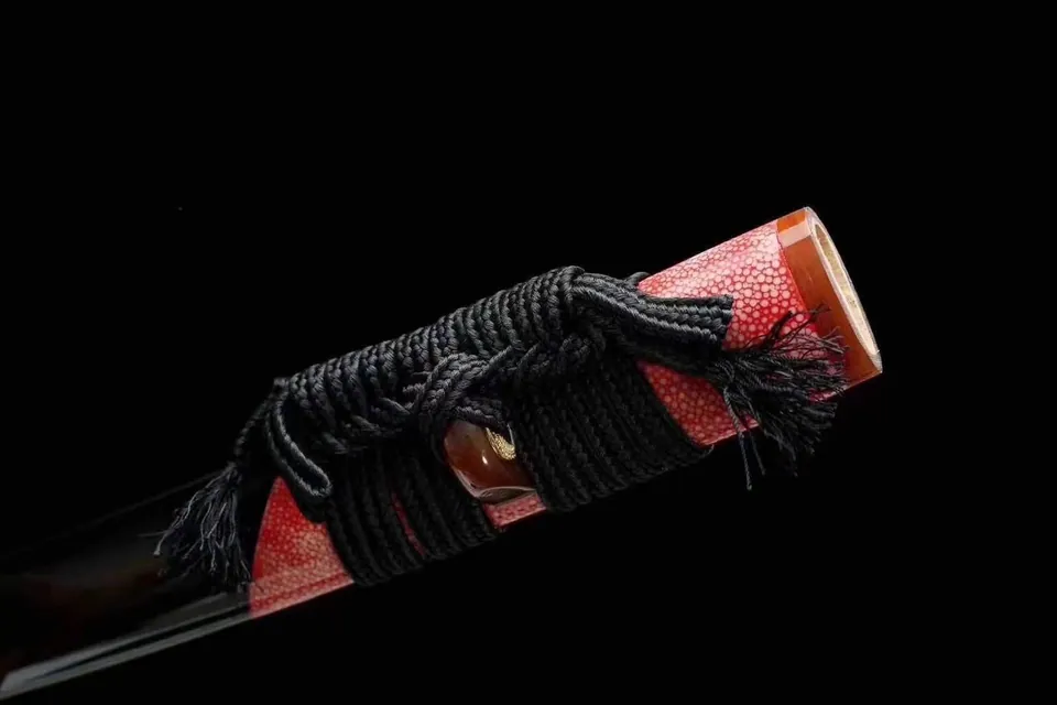 Katana Gin en acier damas avec hamon, tsuba en cuivre et argent doré, vue 3