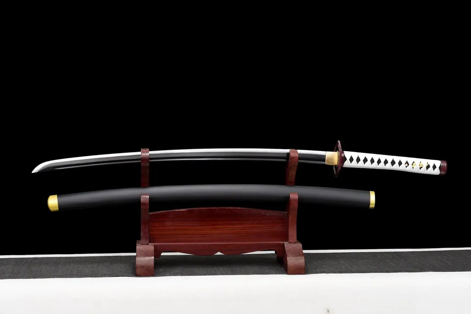 Katana Giyu Tomioka Demon Slayer en acier 1060, tsuba en fer, vue 2