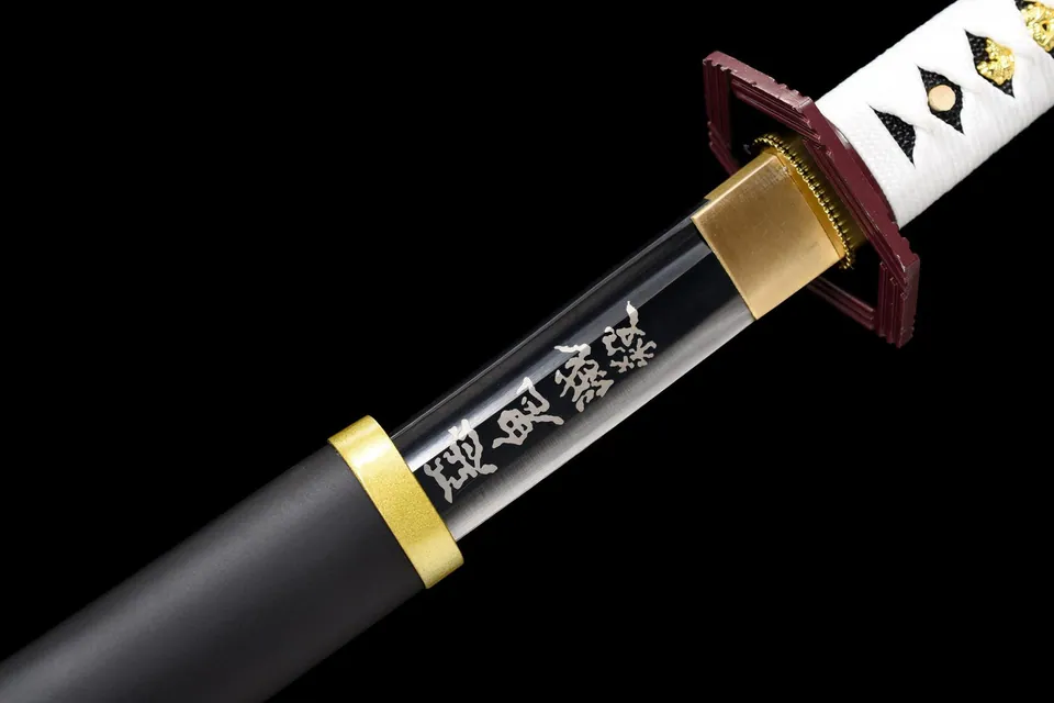 Katana Giyu Tomioka Demon Slayer en acier 1060, tsuba en fer, vue 5