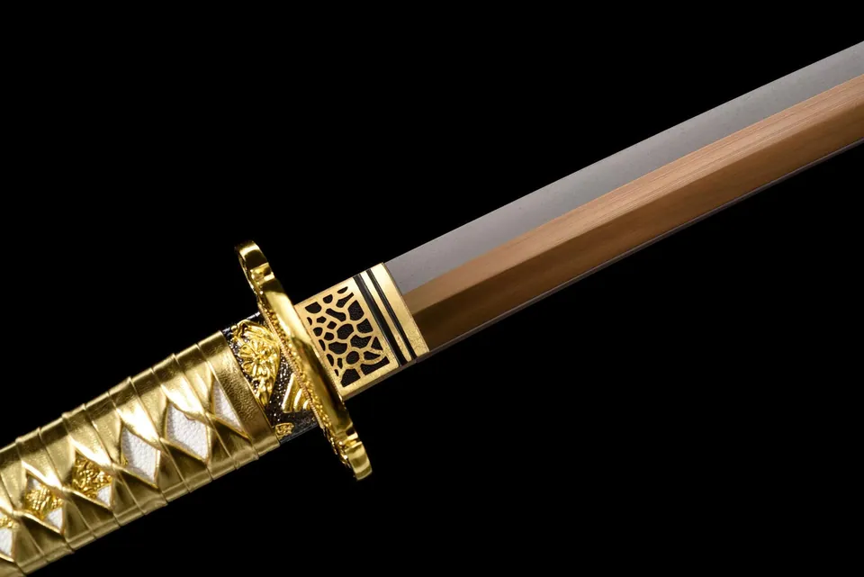 Katana Gouka en acier au manganèse doré, saya doré en relief, vue 8