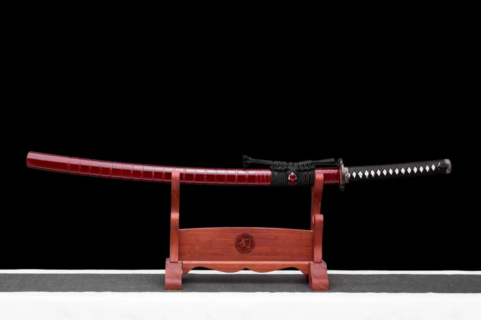 Katana Ikoi en acier T10, hamon en flamme, polissage miroir, vue 2