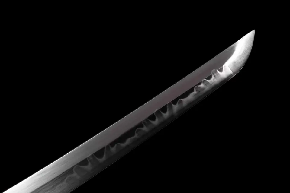 Katana Ikoi en acier T10, hamon en flamme, polissage miroir, vue 6