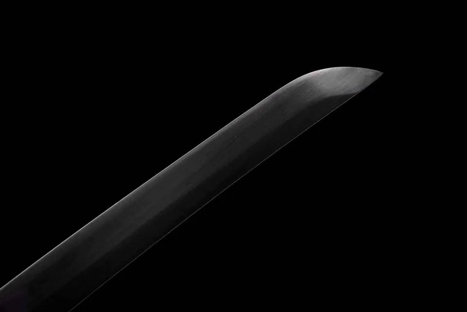 Katana Jin en acier au manganèse, lame noire, saya en bois laqué, vue 6