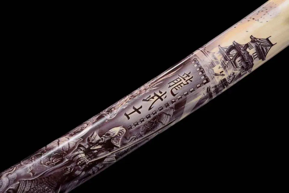 Katana Jin en acier au manganèse, lame noire, saya en bois laqué, vue 8