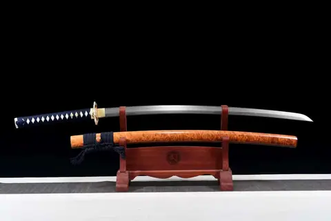 Katana Kasei en acier damas, saya en ébène, kurigata en corne