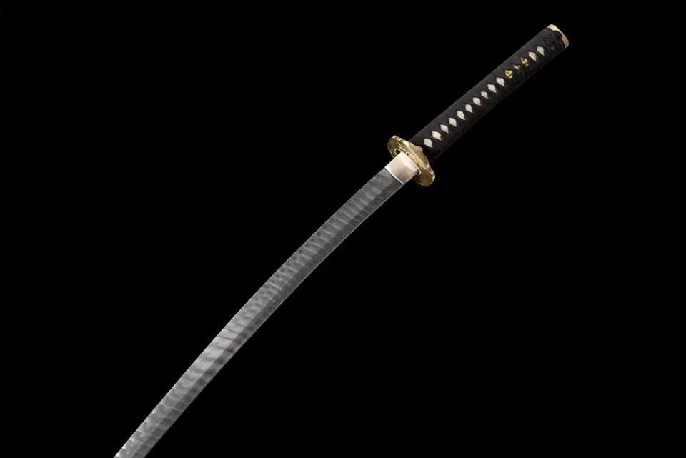 Katana Kinryū en acier de Damas, saya noire et dragon doré sculpté, vue 5