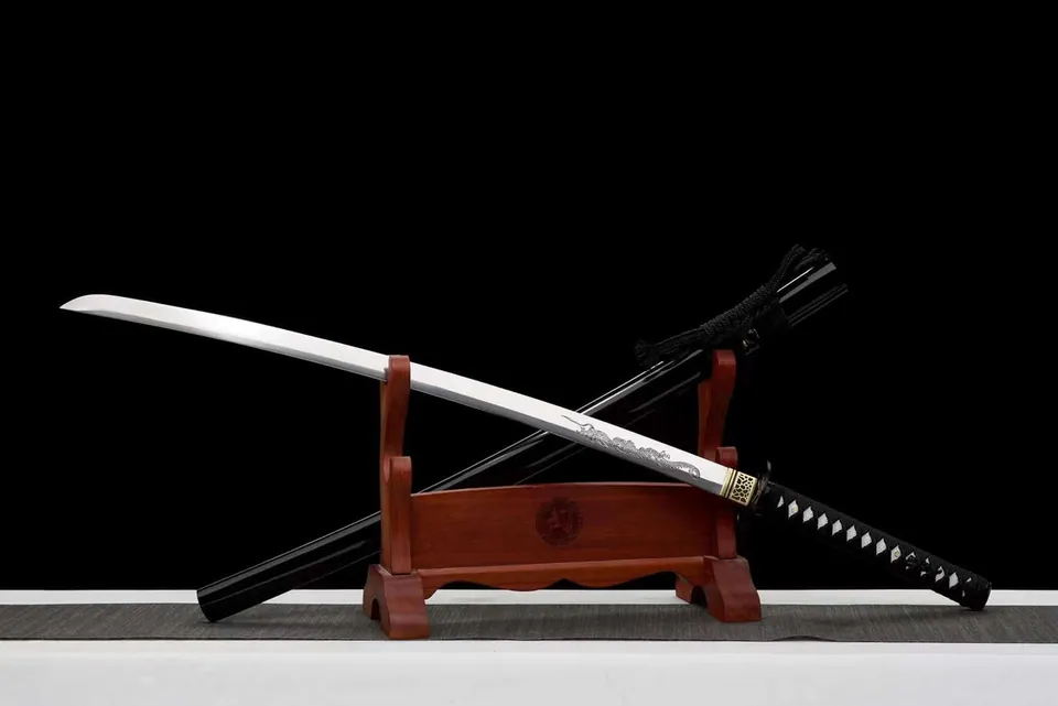 Katana Koi en acier au manganèse, lame acier naturel, tsuba en fer, vue 3