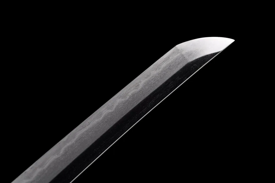 Katana Kōryūtō en acier kobuse, saya craquelé rouge et or, vue 5