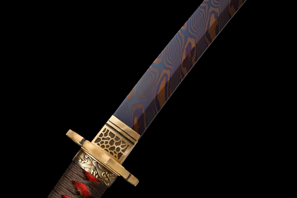 Katana Kurenai Hana en acier de Damas, tressage marron et rouge, vue 6