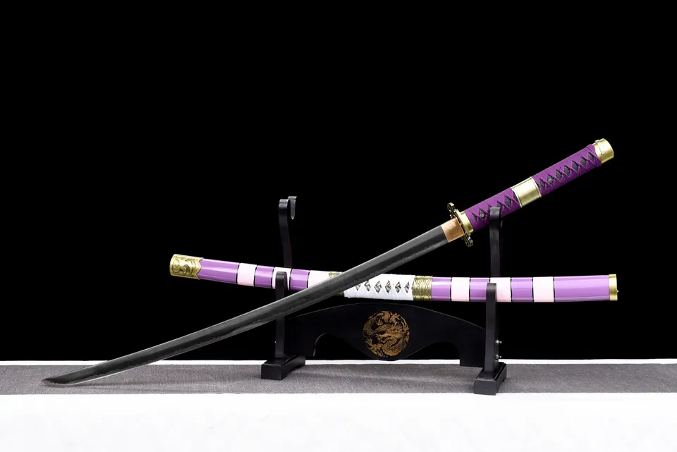 Katana Nidai Kitetsu inspiré de One Piece, acier 1060, cordage violet, vue 3