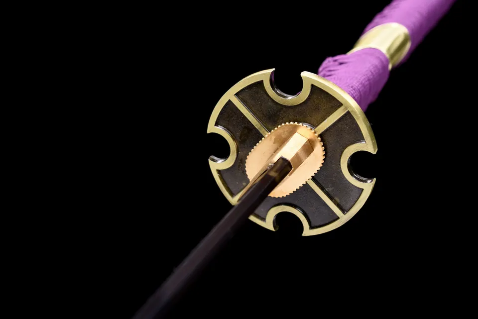 Katana Nidai Kitetsu inspiré de One Piece, acier 1060, cordage violet, vue 6