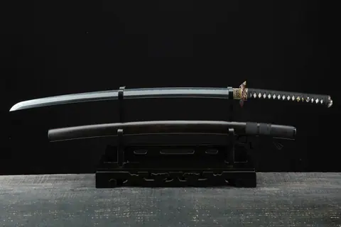 Katana Numachi en acier damas avec hamon, polissage miroir
