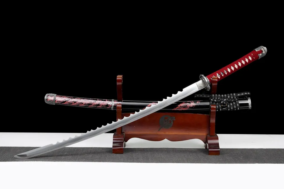 Katana Ombre Sanguinaire inspiré d'Assassin's Creed, acier manganèse, vue 3