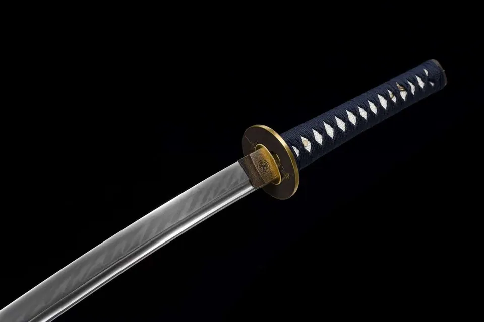 Katana Origami en acier T10 avec bo-hi, saya en ébène, vue 4