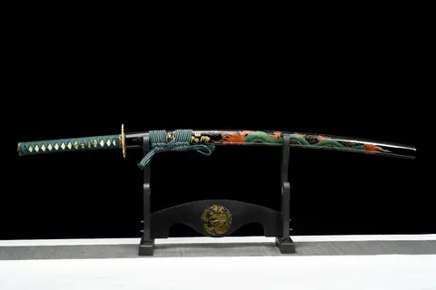 Katana Ozayaka en acier damas, saya noir au dragon, sageo vert