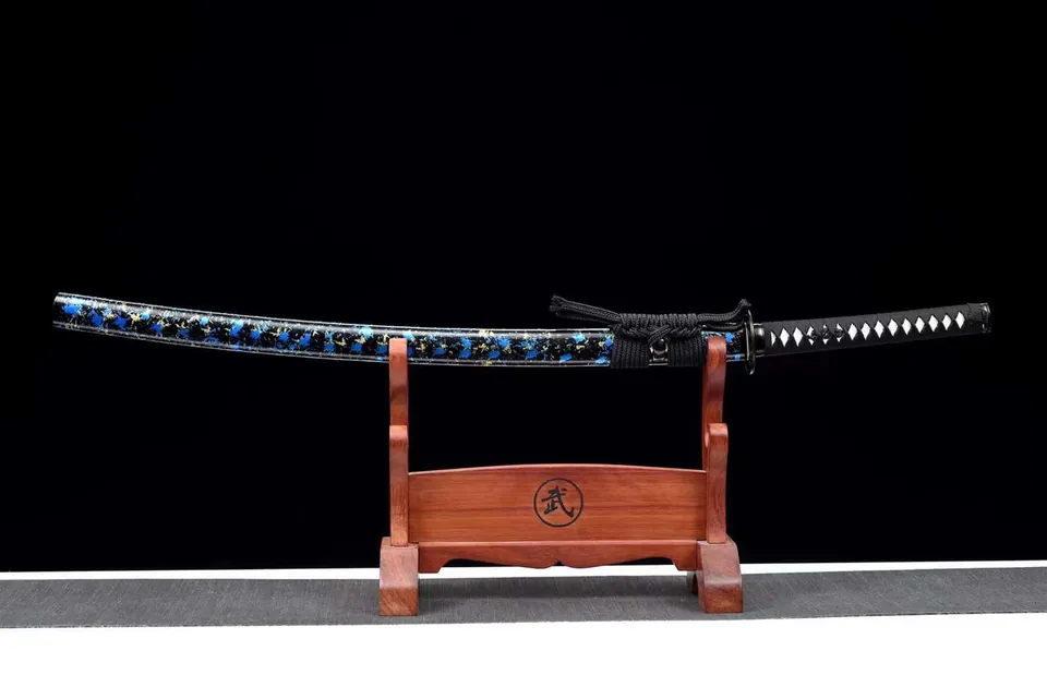 Katana Rei en acier au manganèse, lame bleue, tsuba en fer sculpté, vue 3