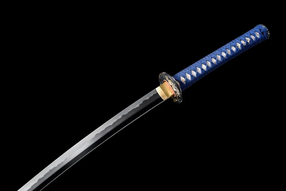 Katana Ryu no Kiba, hamon midare, saya bleu et or craquelé, vue 8