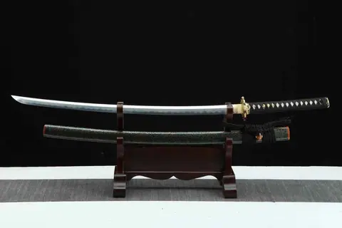 Katana Sakana en acier damas avec hamon, saya en magnolia laqué