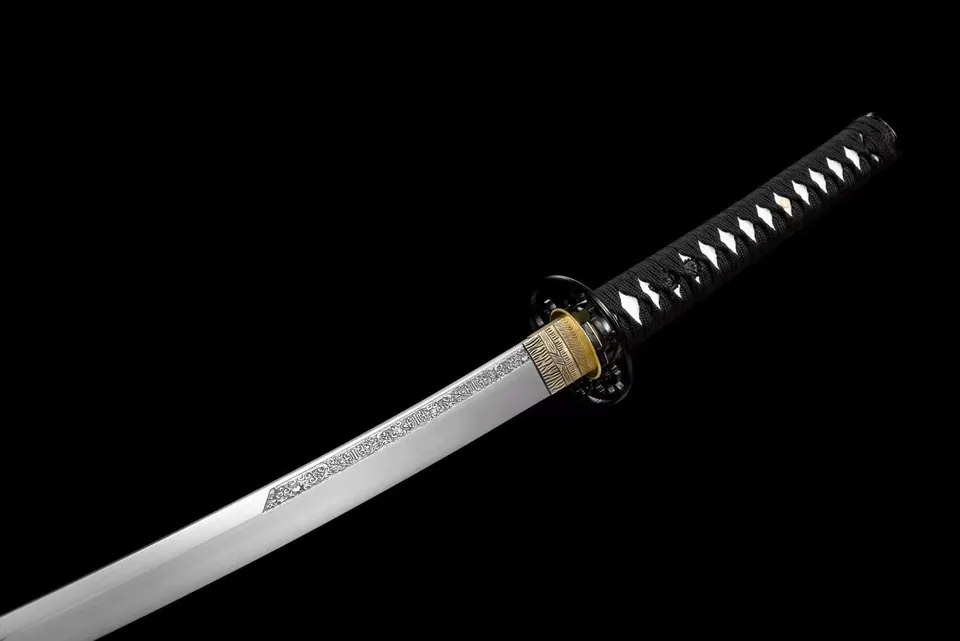Katana Seppaku en acier à ressort, saya blanc et sageo noir, vue 3