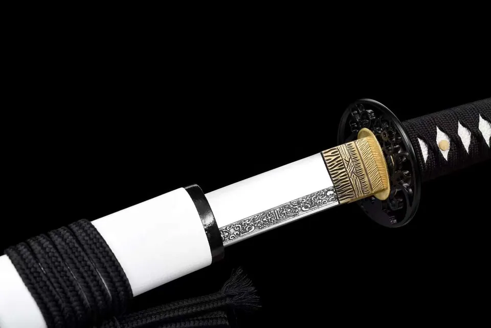 Katana Seppaku en acier à ressort, saya blanc et sageo noir, vue 5