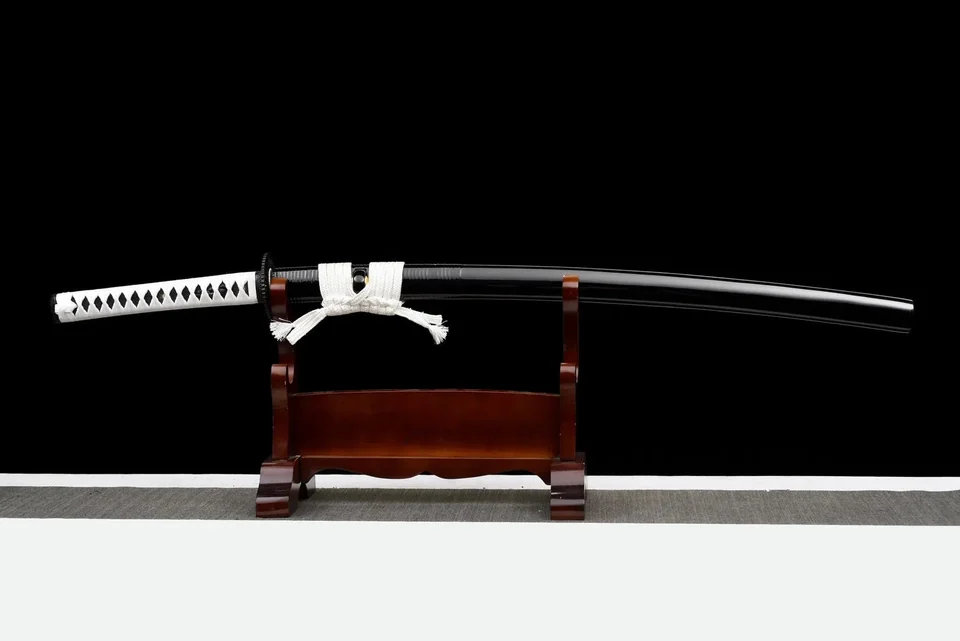 Katana Shirasagi en acier damas poli miroir, saya laqué noir, vue 2