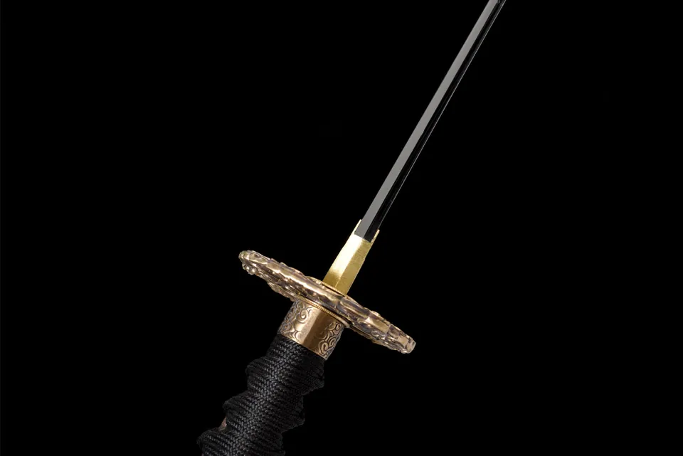 Katana Shishi en acier T10 à hamon, poli miroir et saya noire sobre, vue 7