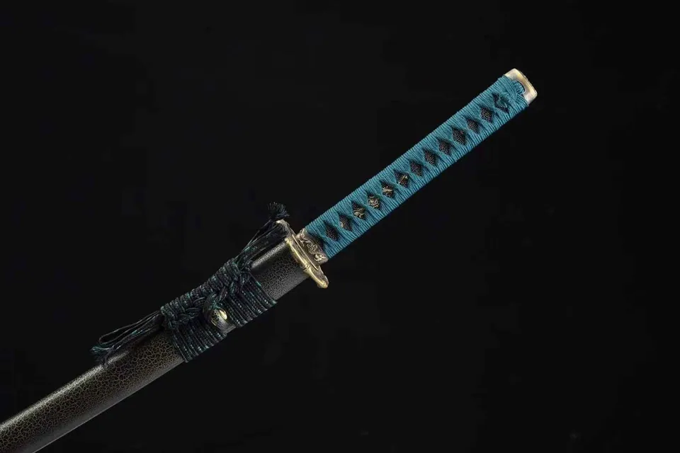 Katana Shizen en acier damas, lame dorée avec gorge, saya verte, vue 6