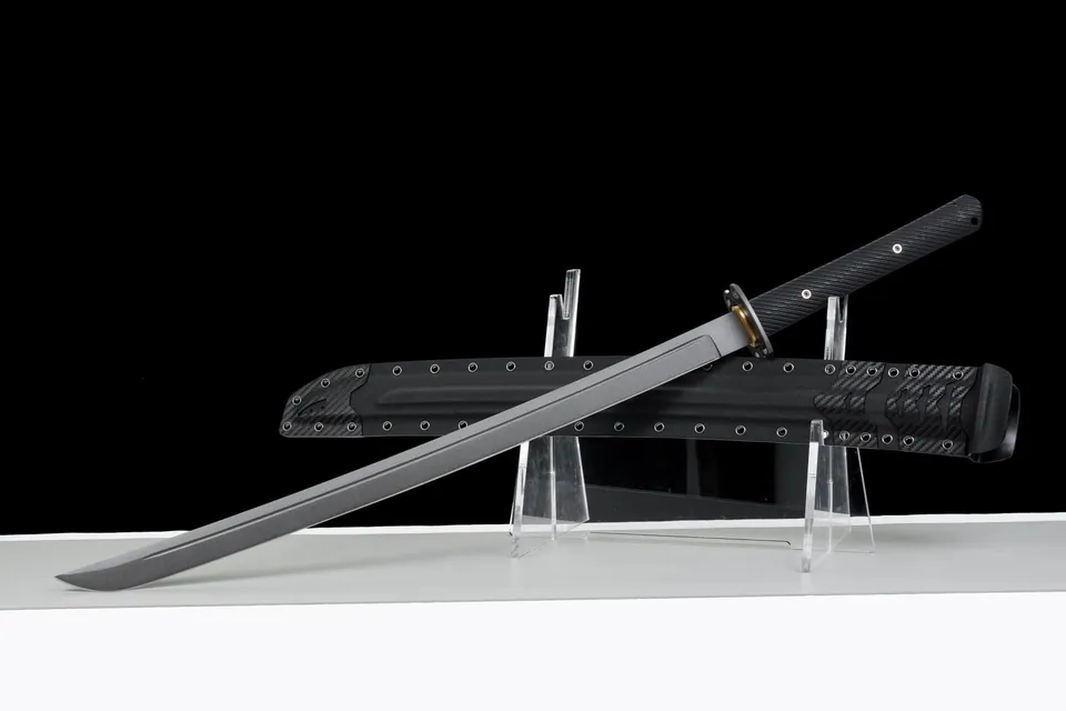 Katana tactique Frappe du Néant, lame 9SiCr de 70 cm, 2,0 kg, vue 4