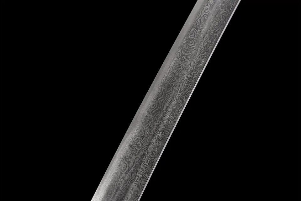 Katana Tatsu en acier damas, saya en bois laqué et peint, vue 7