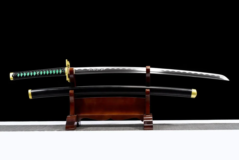 Katana Tokito Muichiro Demon Slayer en acier 1060, tsuba fer, vue 2