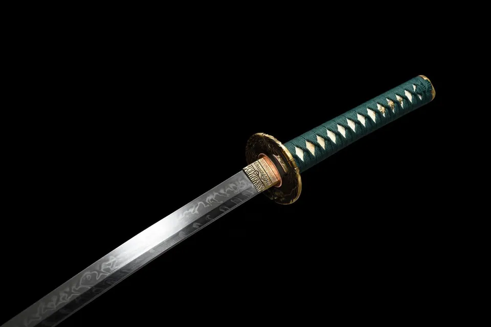 Katana Tora en acier T10, hamon en flammes, saya magnolia gravé, vue 6