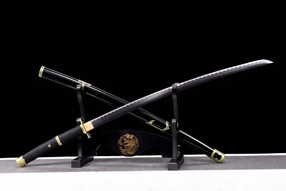 Katana Yubashiri Zoro One Piece en acier 1060, tsuba en fer, vue 3